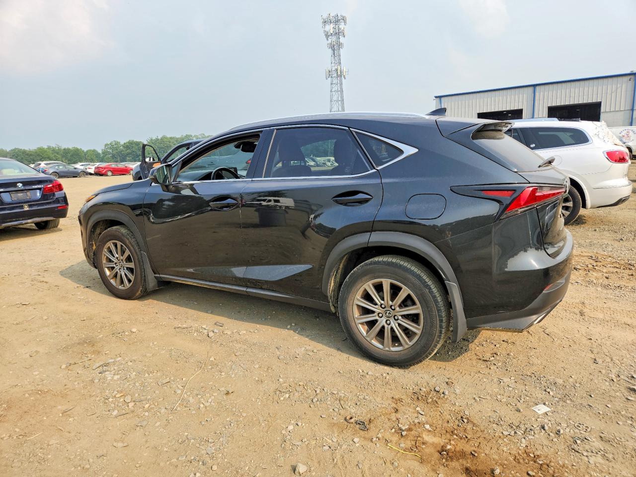 2019 LEXUS NX 300 BASE — снимка 2