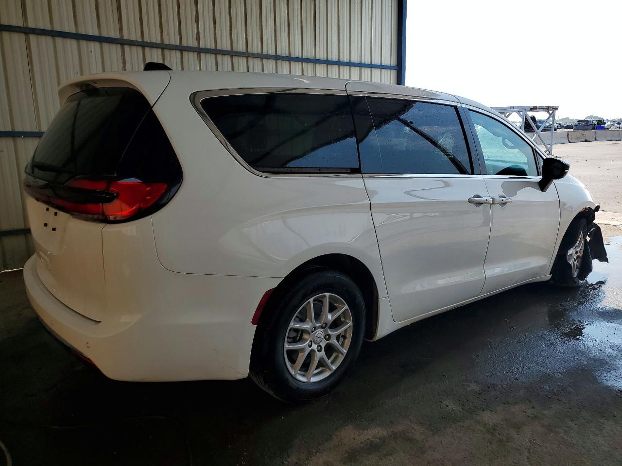 2025 CHRYSLER PACIFICA SELECT — снимка 3