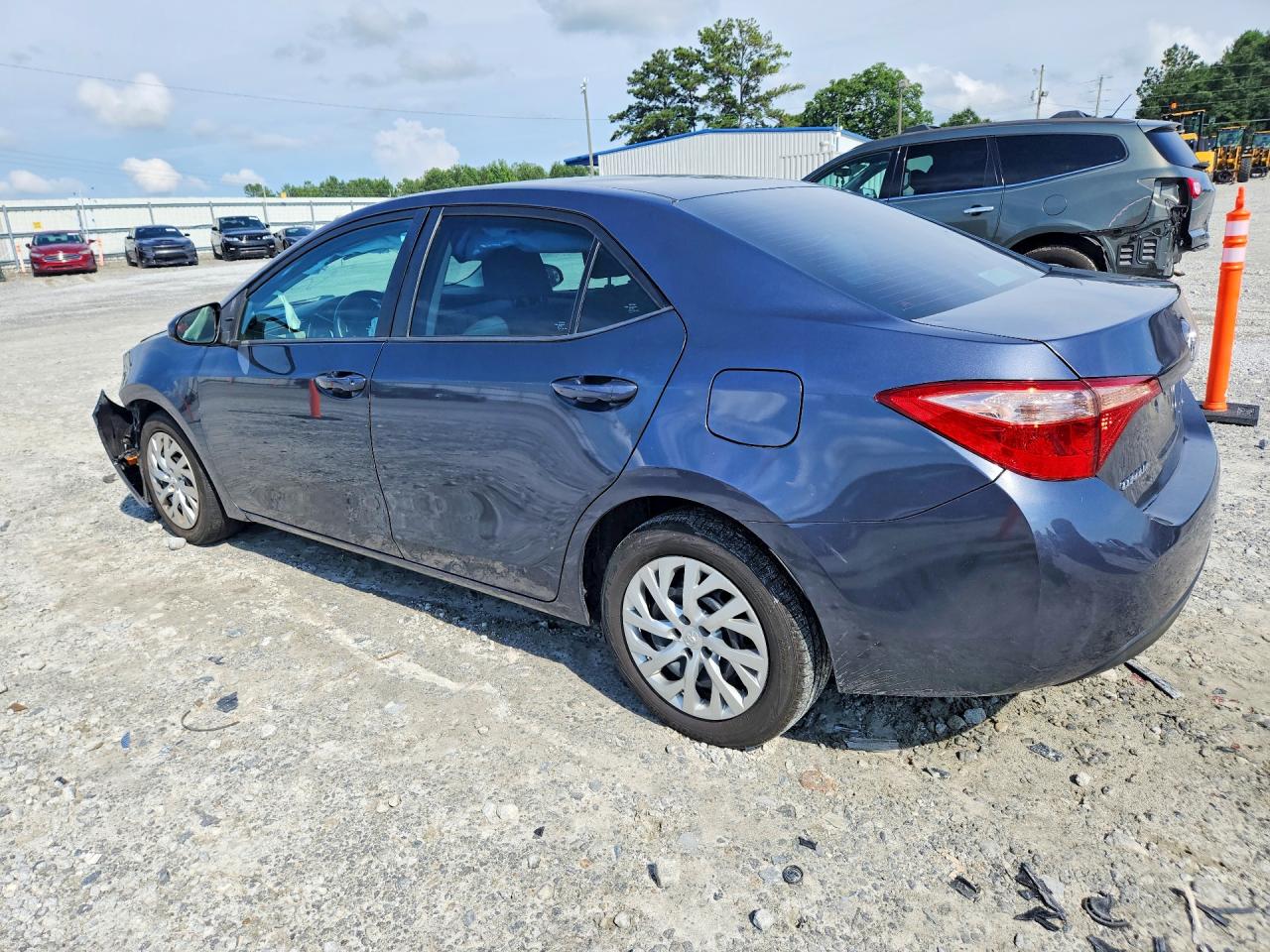 2019 TOYOTA COROLLA LE — снимка 2