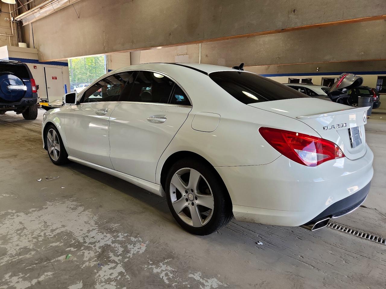 2015 MERCEDES-BENZ CLA 250 4MATIC — снимка 2