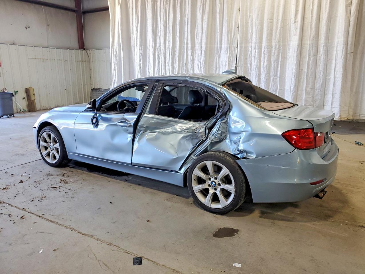 2013 BMW 335 I — снимка 2