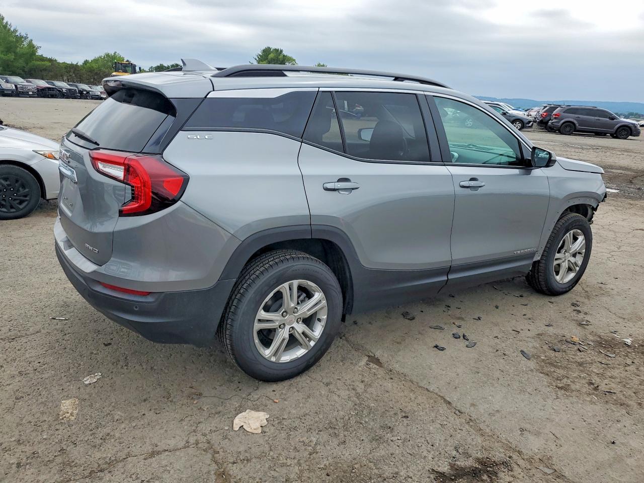 2024 GMC TERRAIN SLE — снимка 3