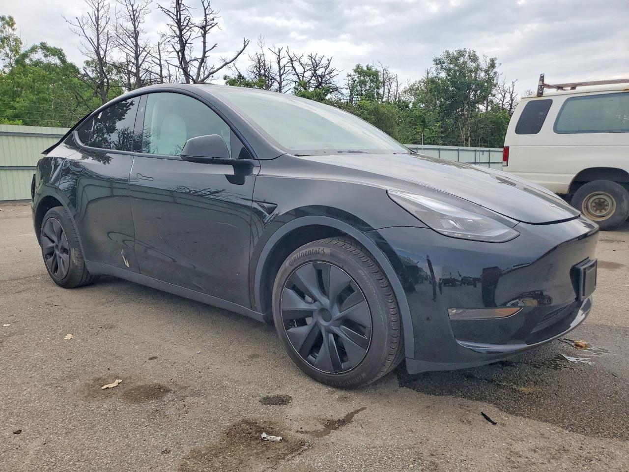 2025 TESLA MODEL Y — снимка 4