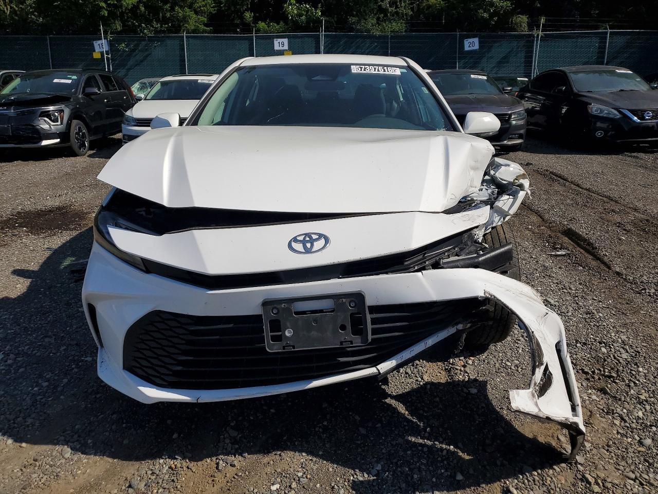 2025 TOYOTA CAMRY LE — снимка 5