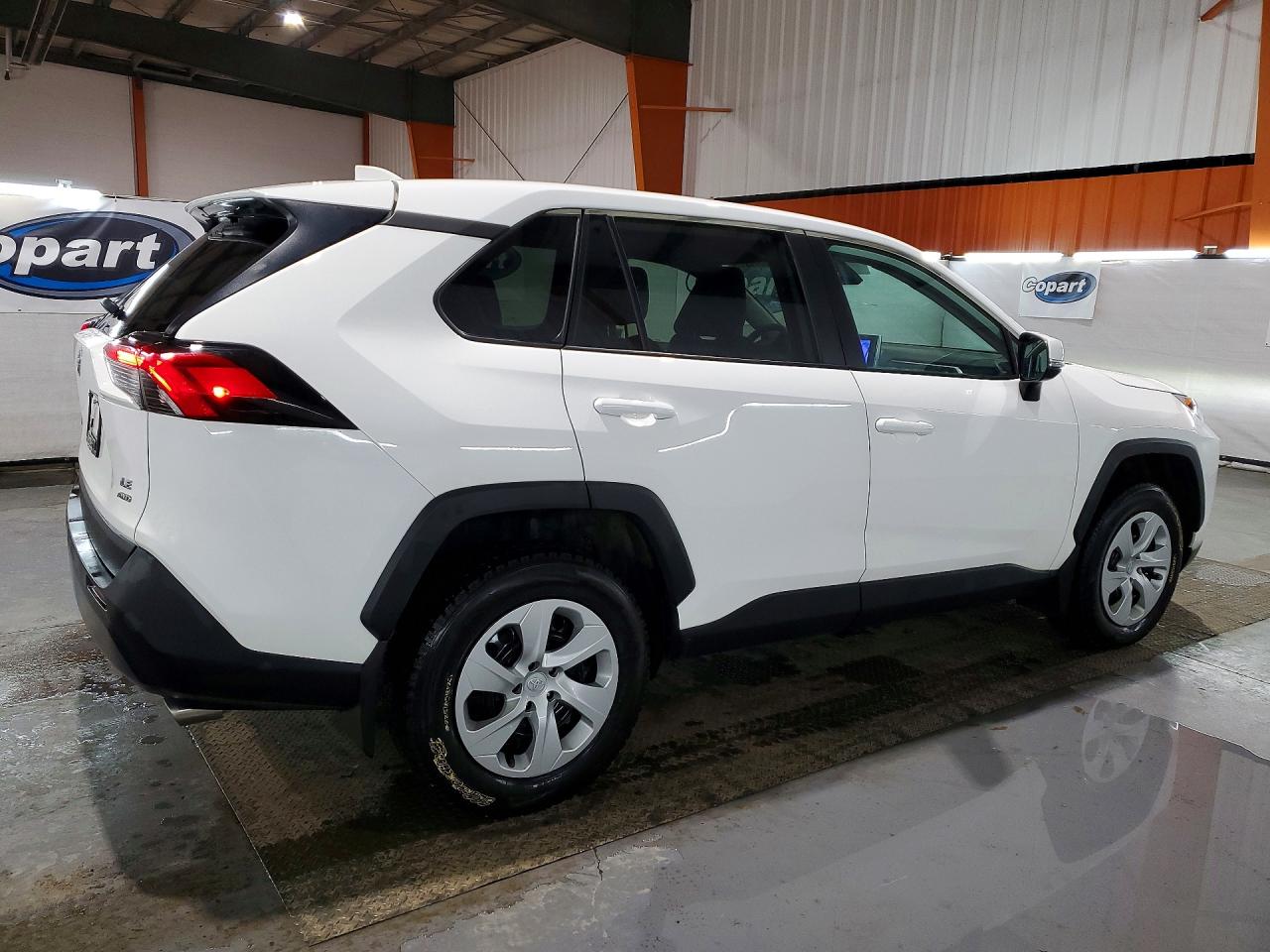 2024 TOYOTA RAV4 LE — снимка 3