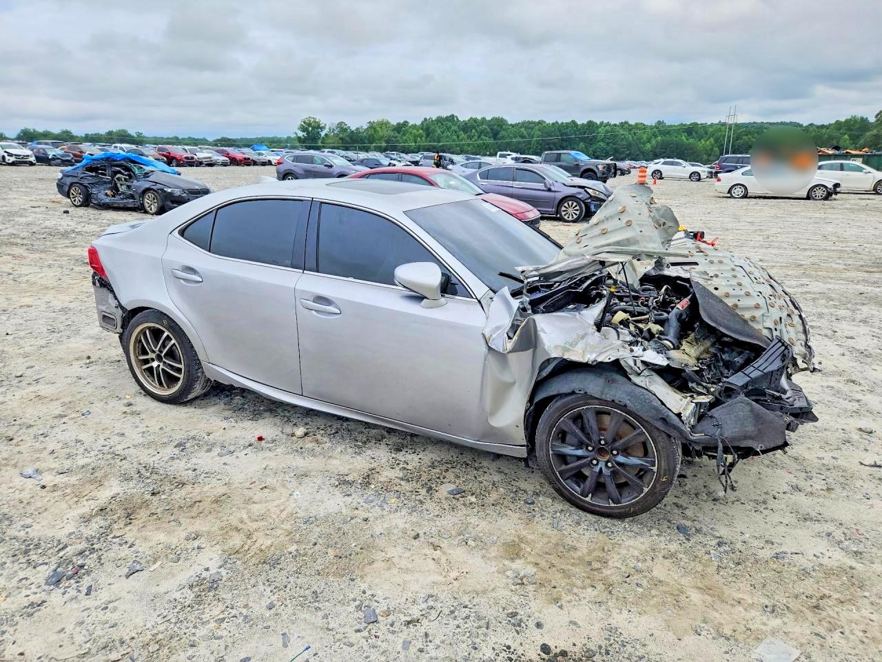 2016 LEXUS IS 200T — снимка 4