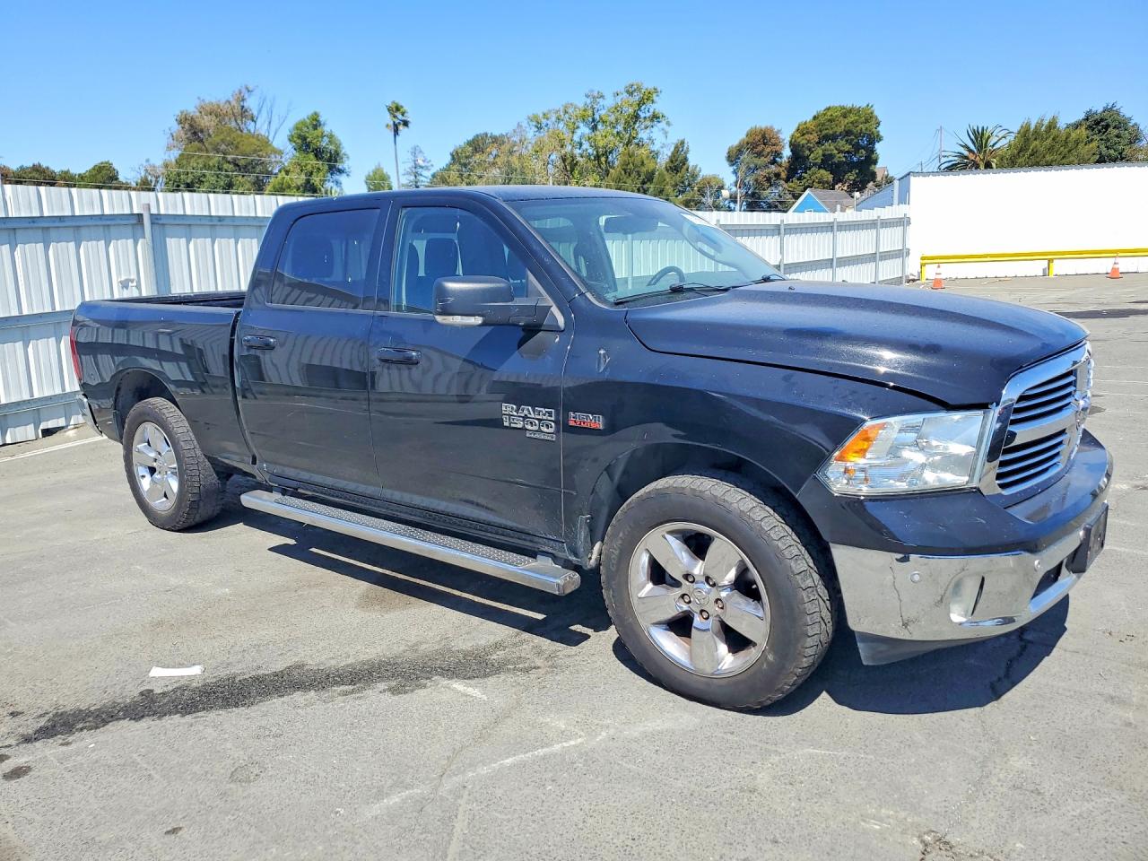 2019 RAM 1500 CLASSIC SLT — снимка 4
