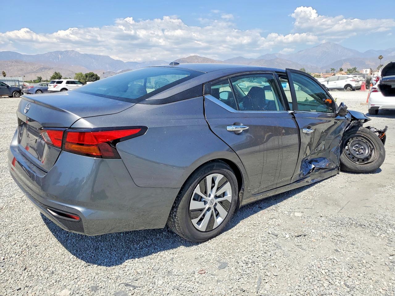 2025 NISSAN ALTIMA S — снимка 3