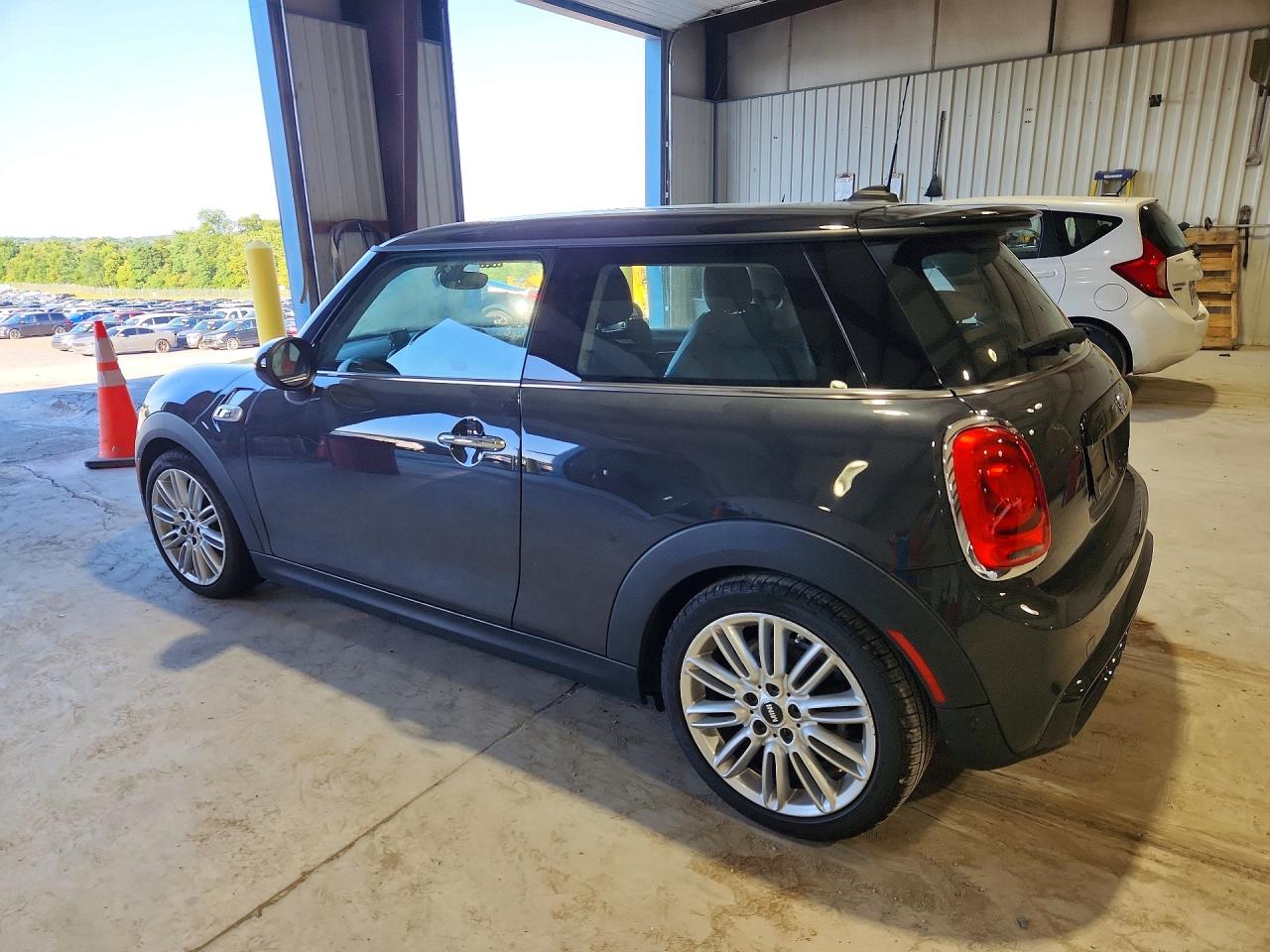 2019 MINI COOPER S — снимка 2