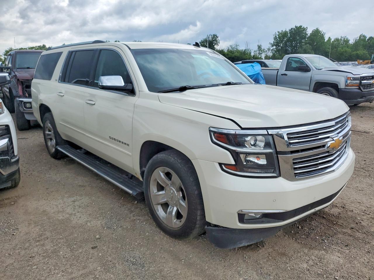 2015 CHEVROLET SUBURBAN K1500 LTZ — снимка 4