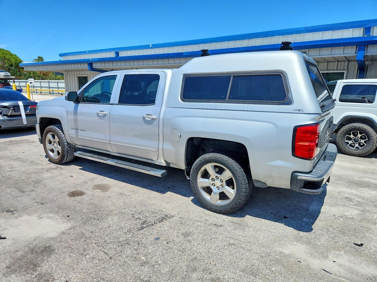 2017 CHEVROLET SILVERADO C1500 LT — снимка 2