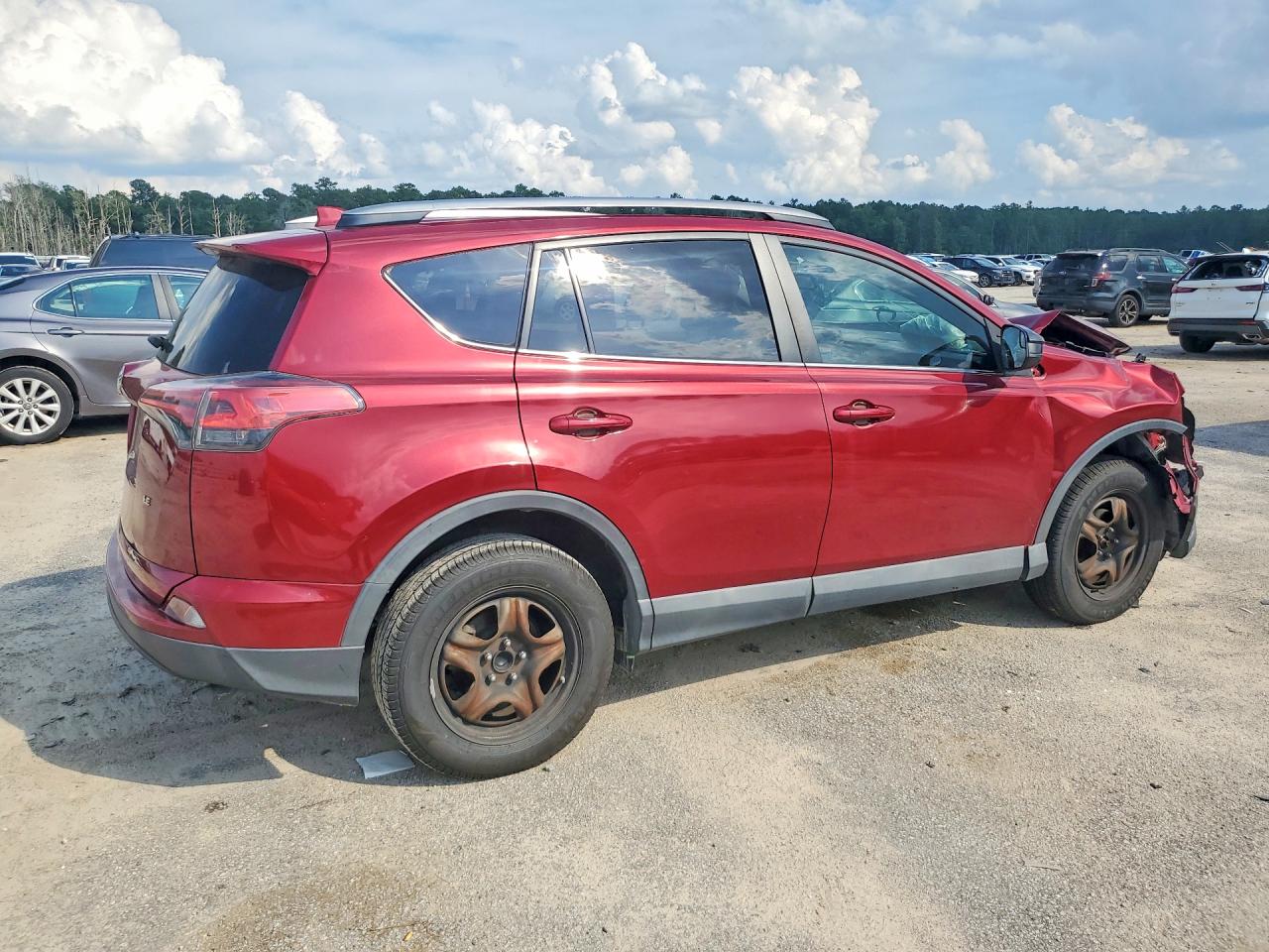 2018 TOYOTA RAV4 LE — снимка 3