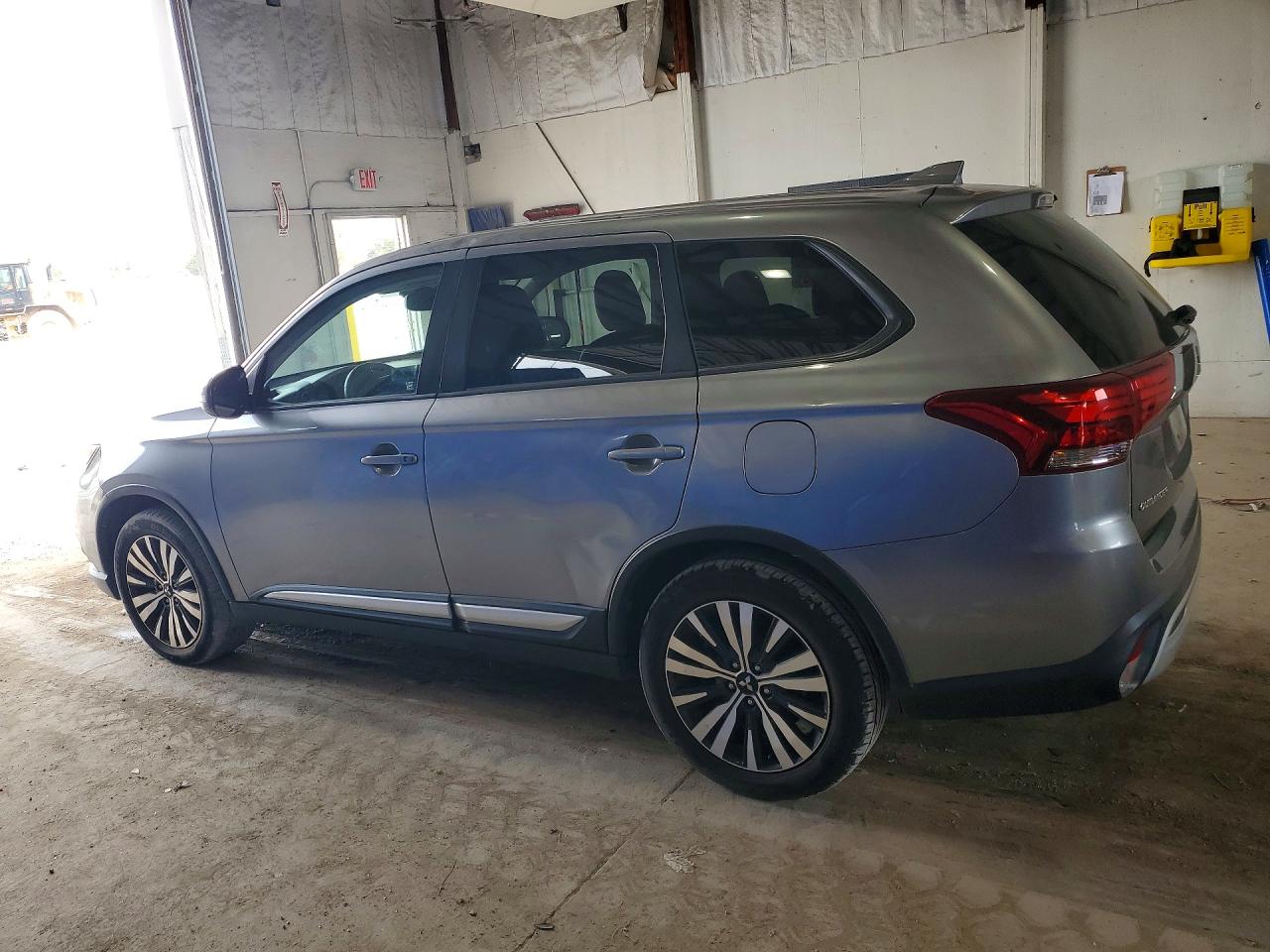 2020 MITSUBISHI OUTLANDER SE — снимка 2