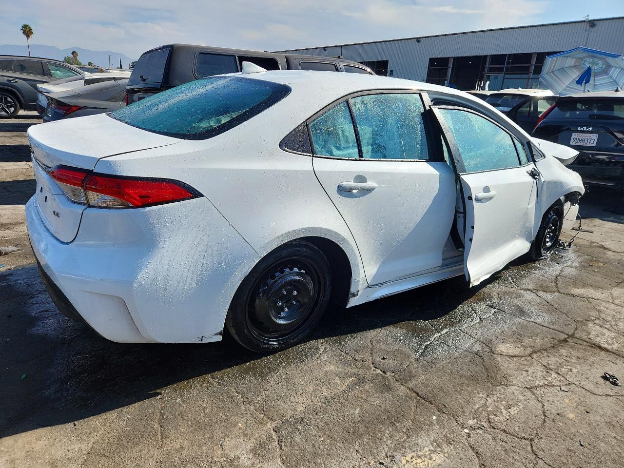 2026 TOYOTA COROLLA LE — снимка 3