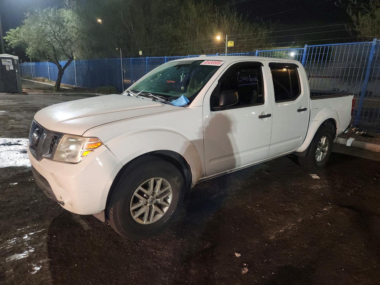 2015 NISSAN FRONTIER S