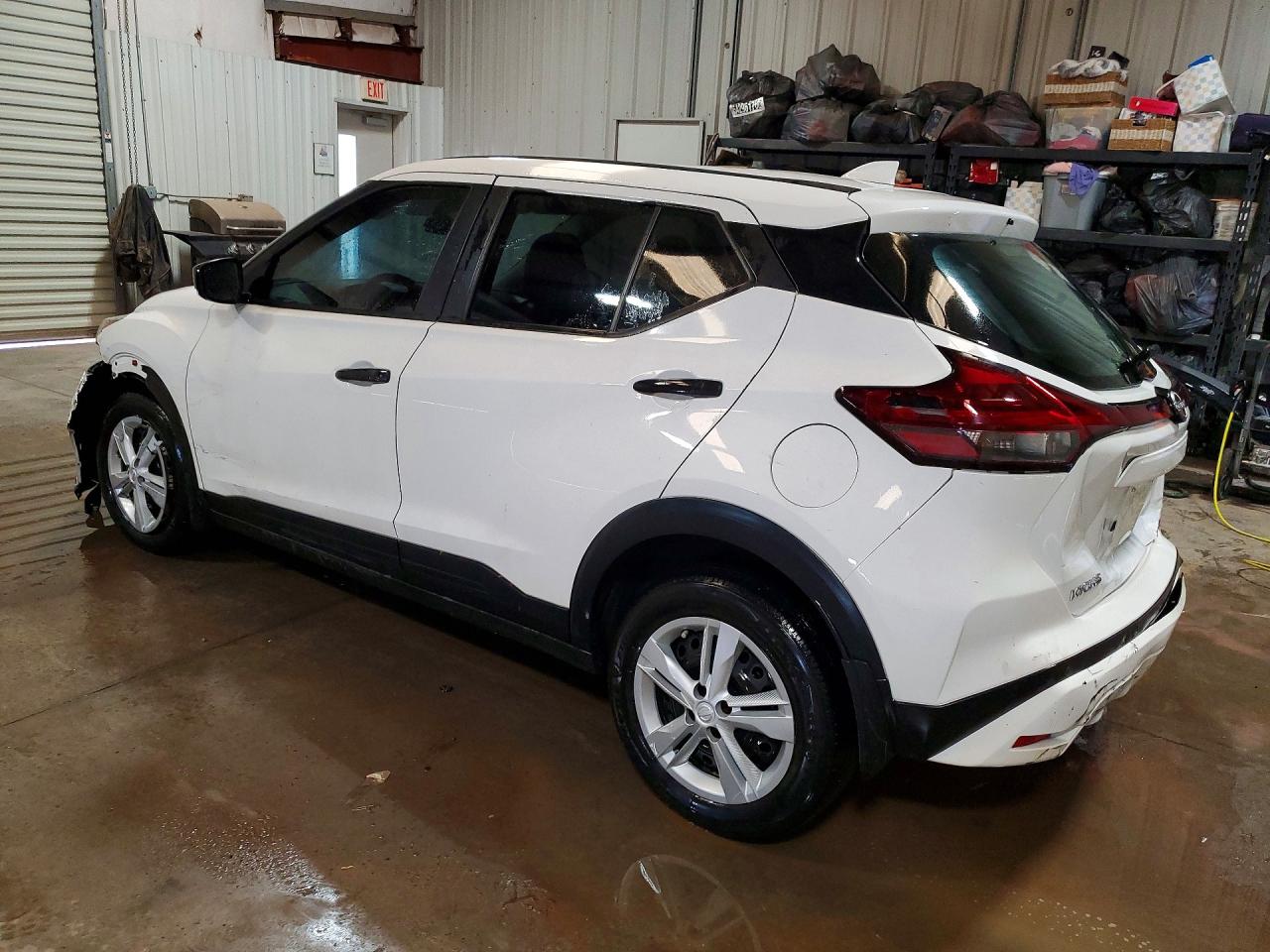 2024 NISSAN KICKS S — снимка 2