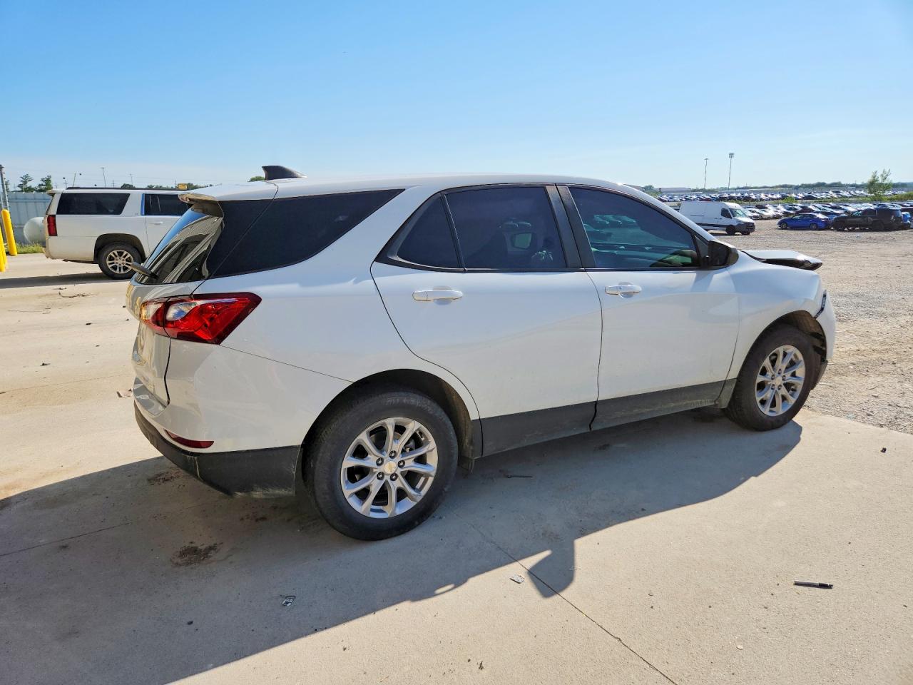 2021 CHEVROLET EQUINOX LS — снимка 3