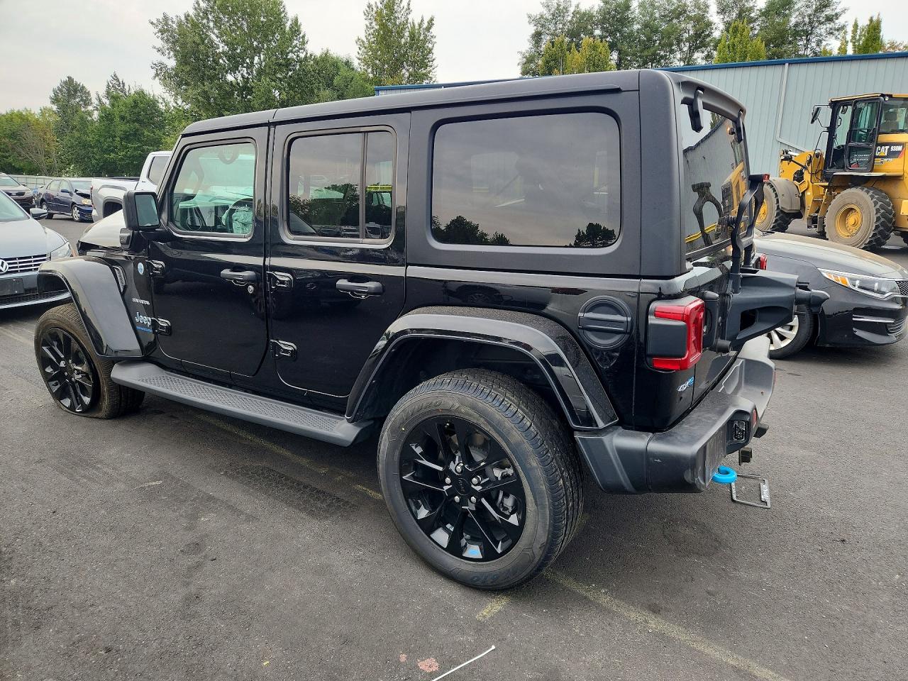 2023 JEEP WRANGLER SAHARA 4XE — снимка 2