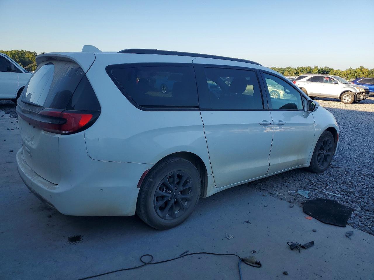 2021 CHRYSLER PACIFICA TOURING L — снимка 3