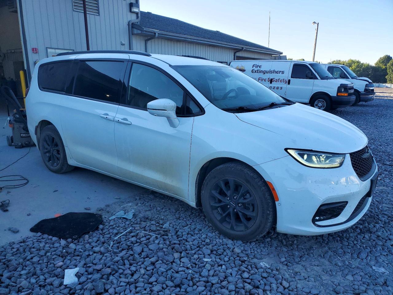 2021 CHRYSLER PACIFICA TOURING L — снимка 4