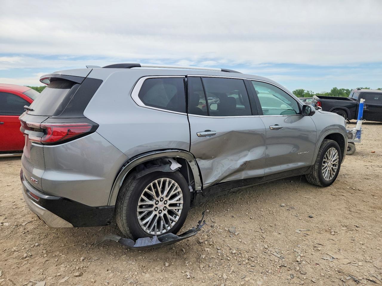 2025 GMC ACADIA DENALI — снимка 3