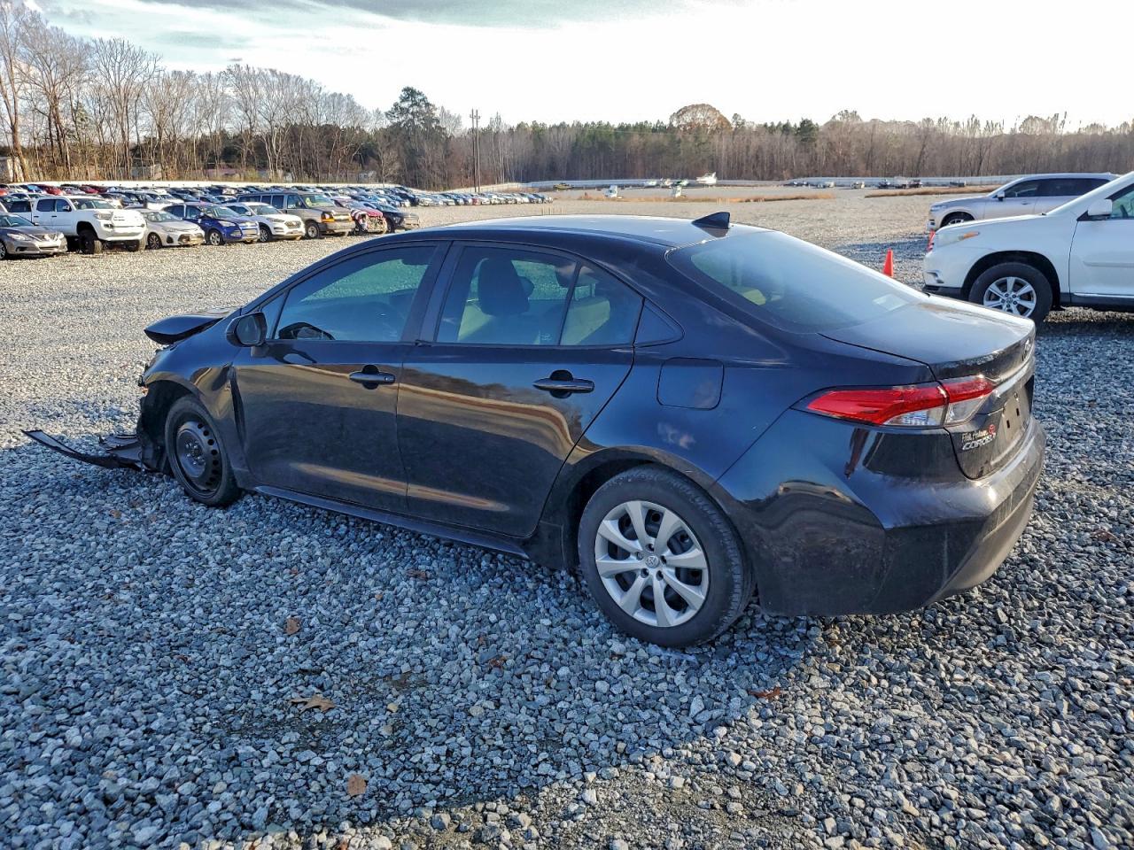 2024 TOYOTA COROLLA LE — снимка 2