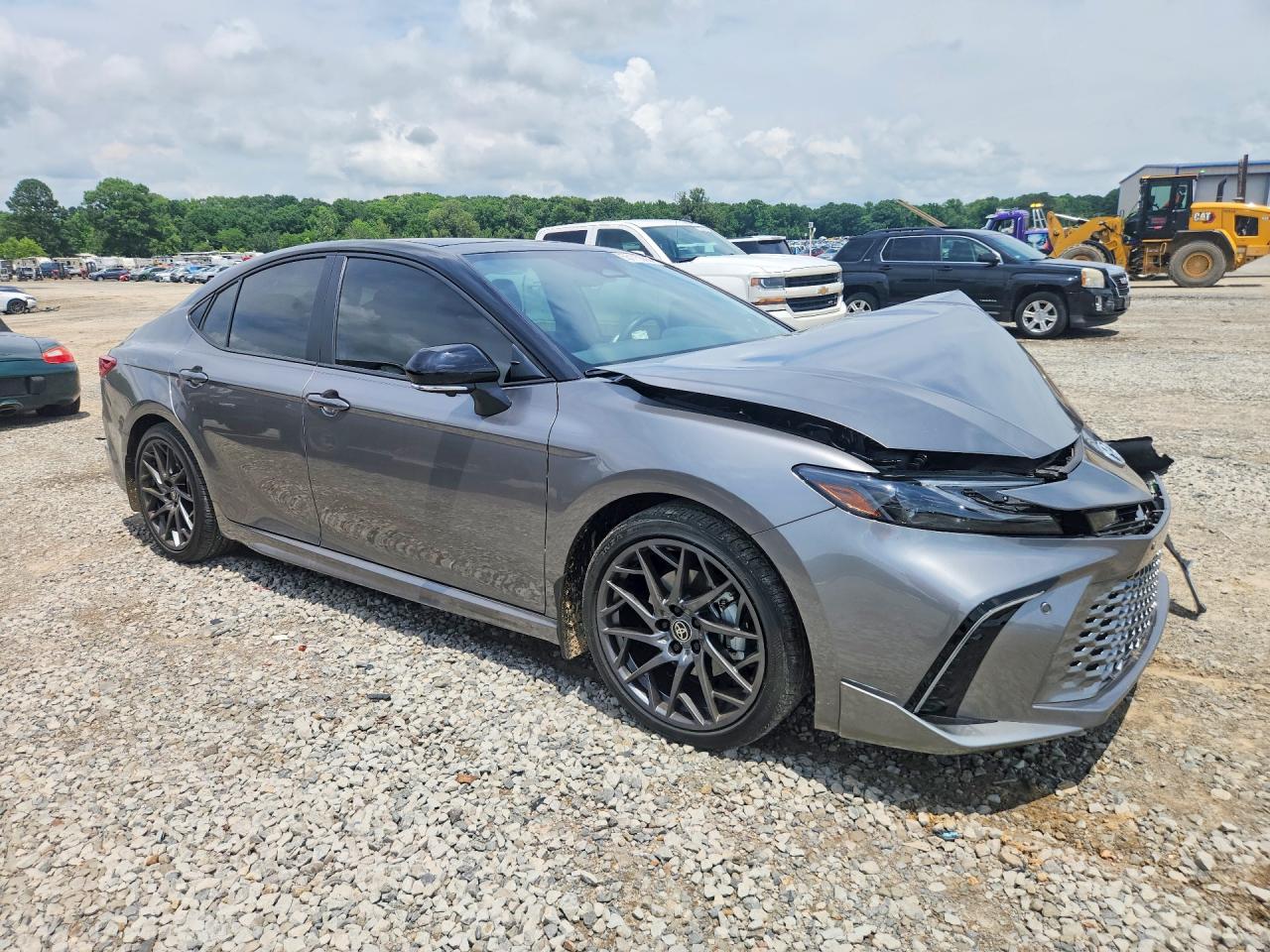 2025 TOYOTA CAMRY XSE — снимка 4