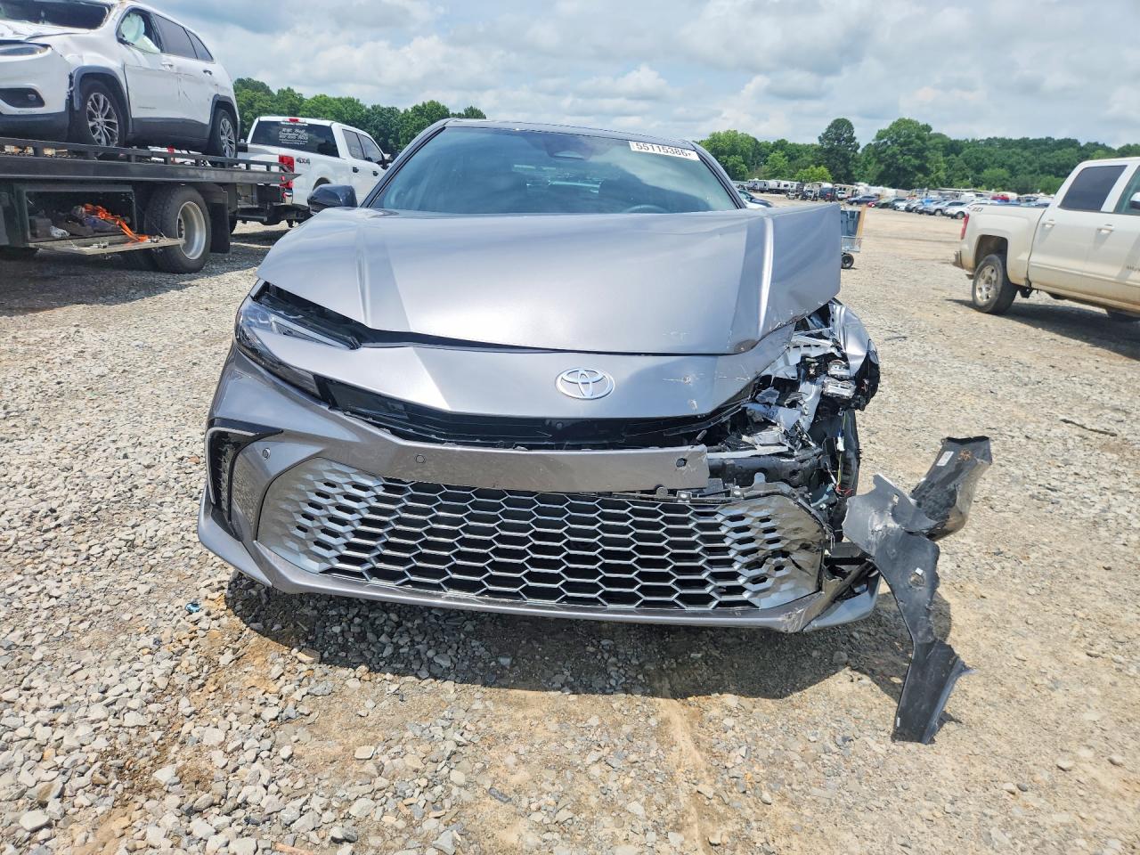 2025 TOYOTA CAMRY XSE — снимка 5