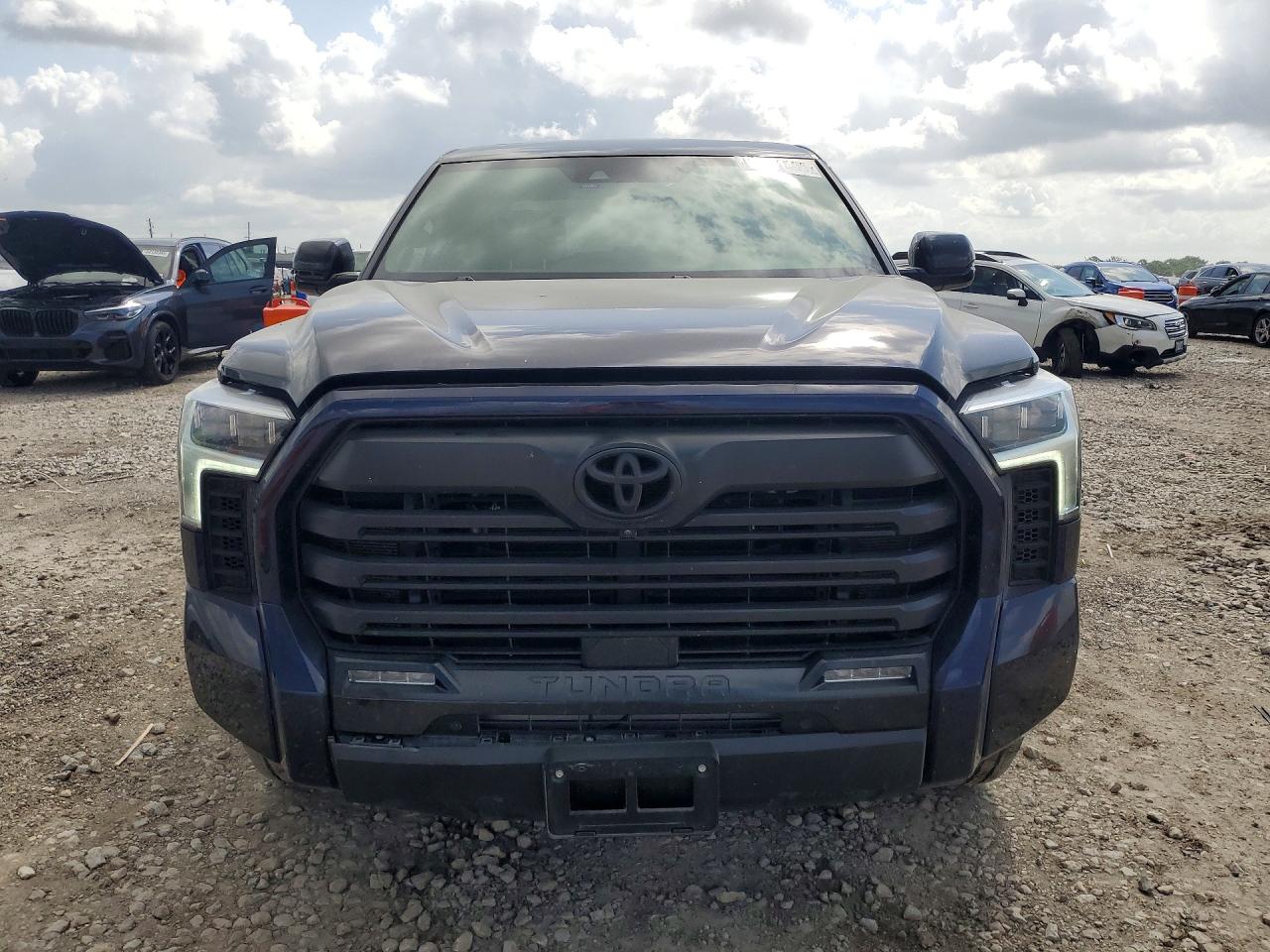 2026 TOYOTA TUNDRA LIMITED — снимка 5