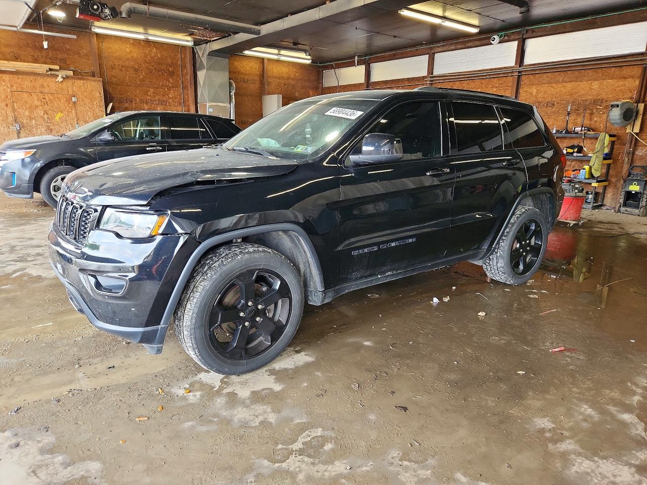 2018 JEEP GRAND CHEROKEE LAREDO