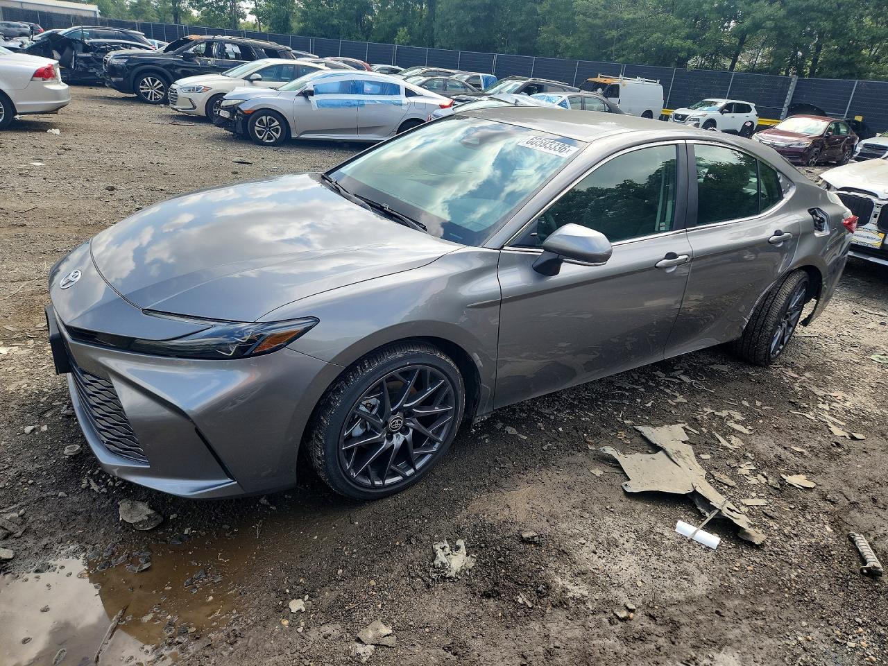 2025 TOYOTA CAMRY XLE