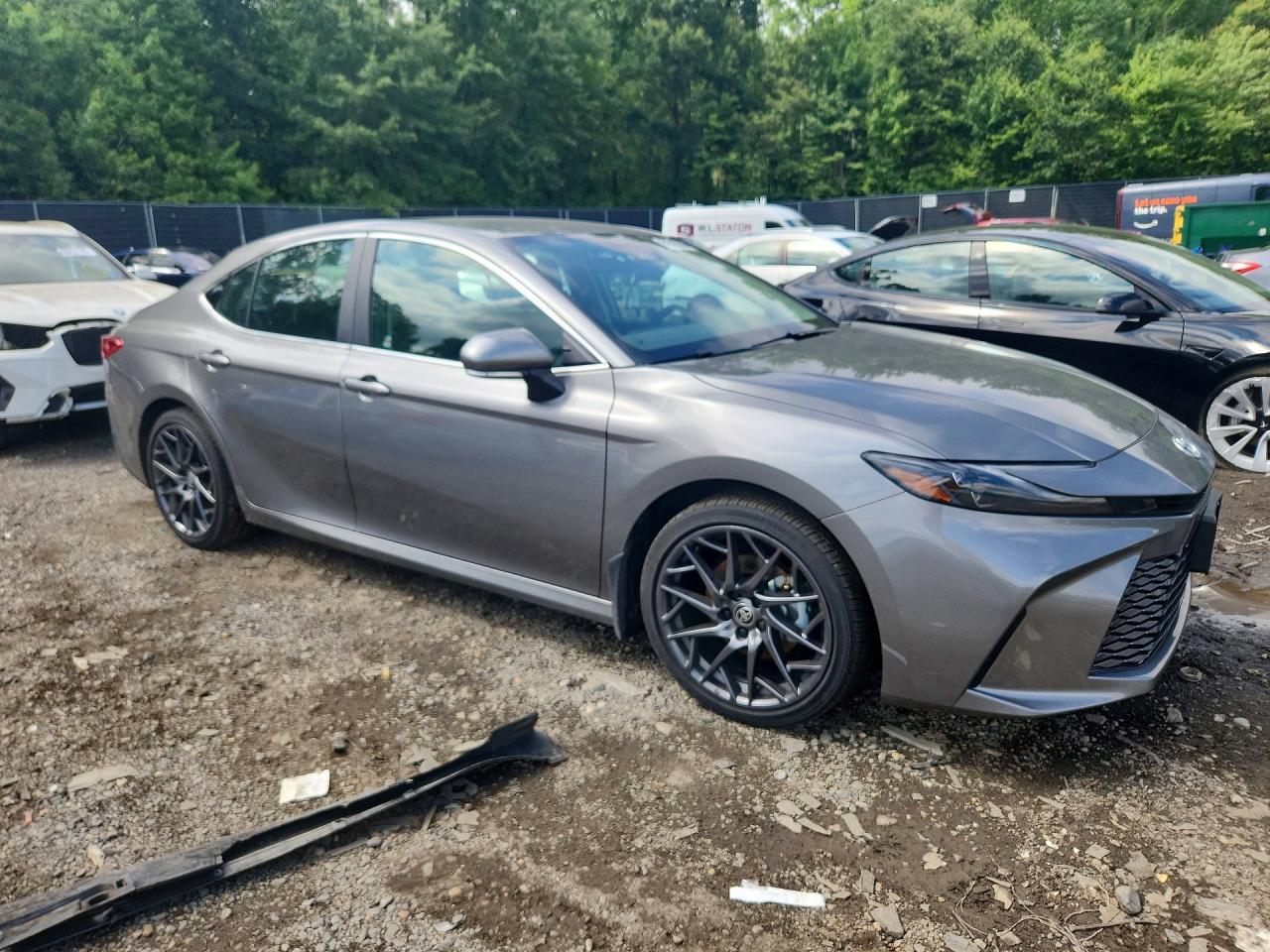 2025 TOYOTA CAMRY XLE — снимка 4
