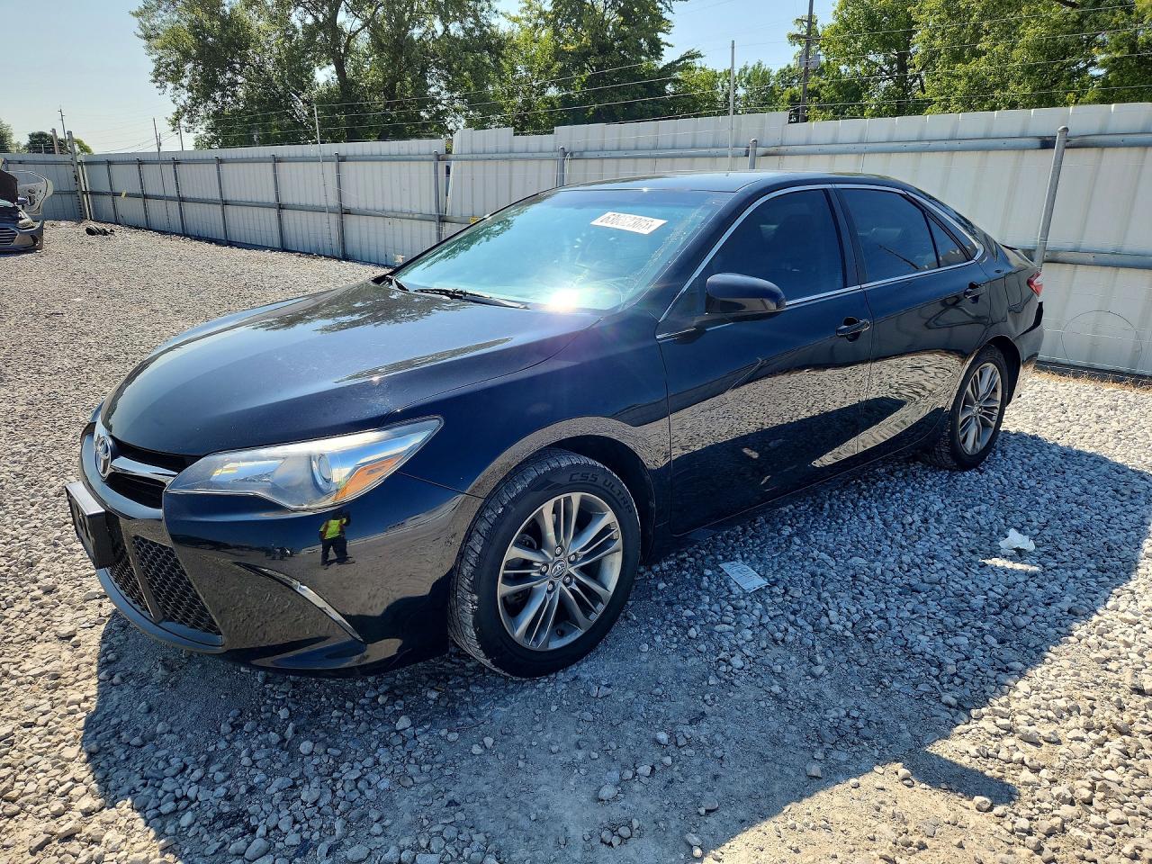 2016 TOYOTA CAMRY SE