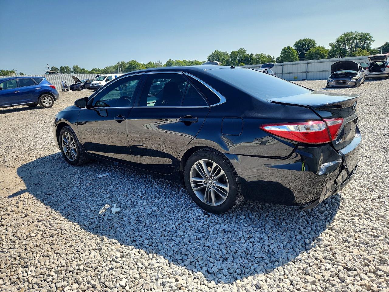 2016 TOYOTA CAMRY SE — снимка 2