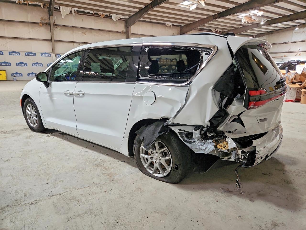 2026 CHRYSLER PACIFICA SELECT — снимка 2