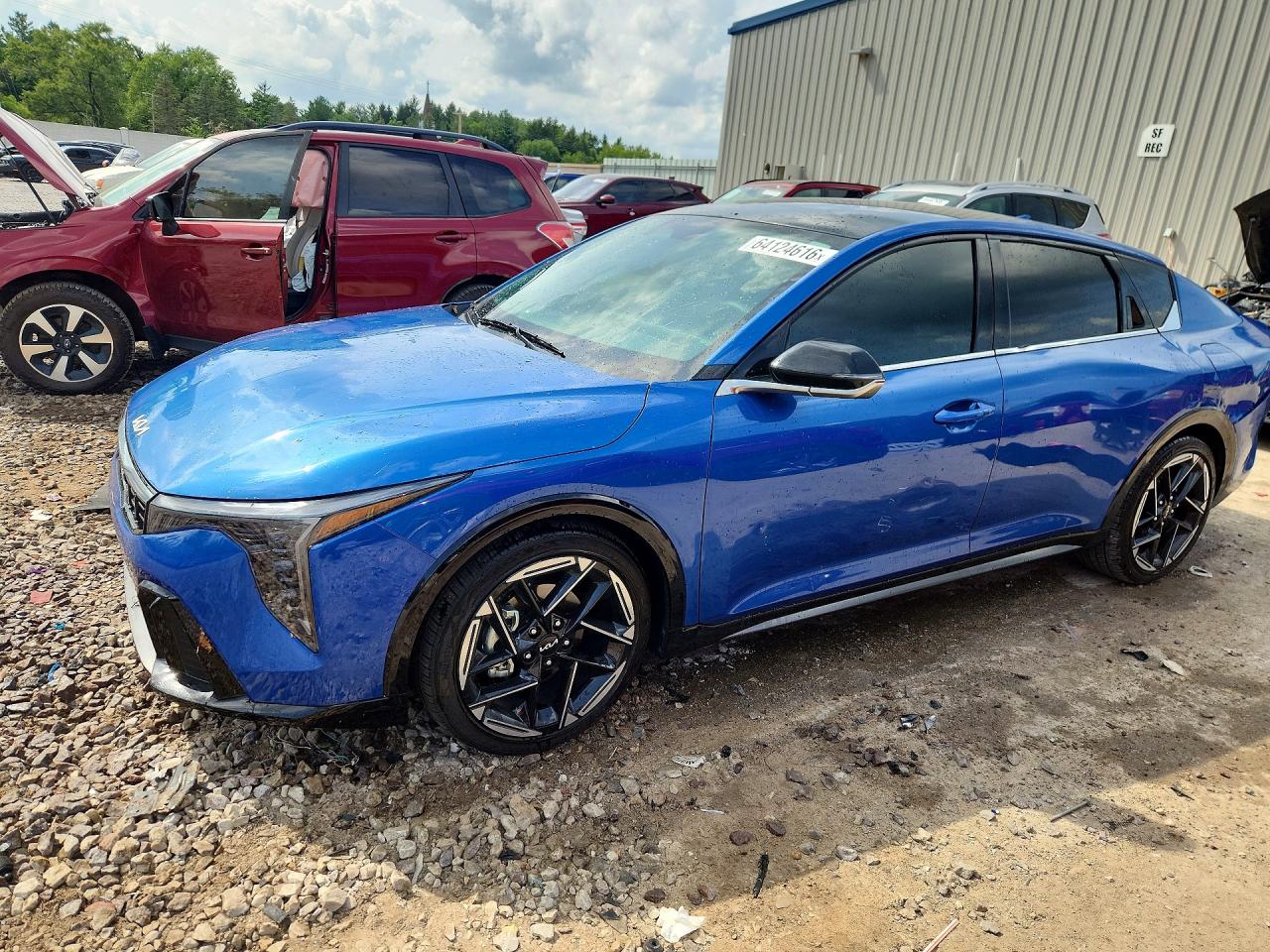 2025 KIA K4 GT LINE