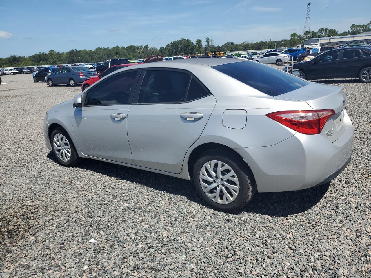 2018 TOYOTA COROLLA LE — снимка 2
