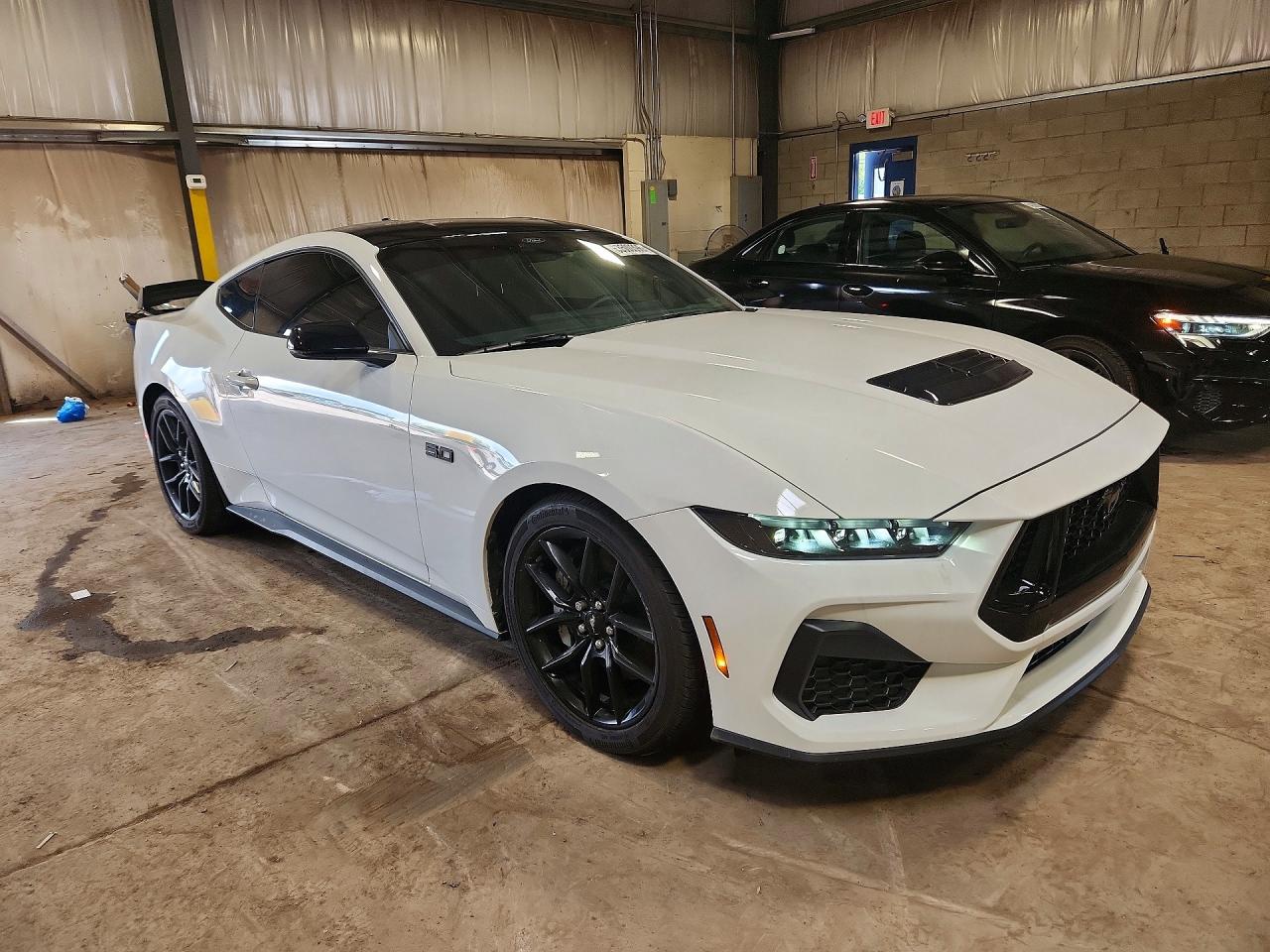 2025 FORD MUSTANG GT — снимка 4