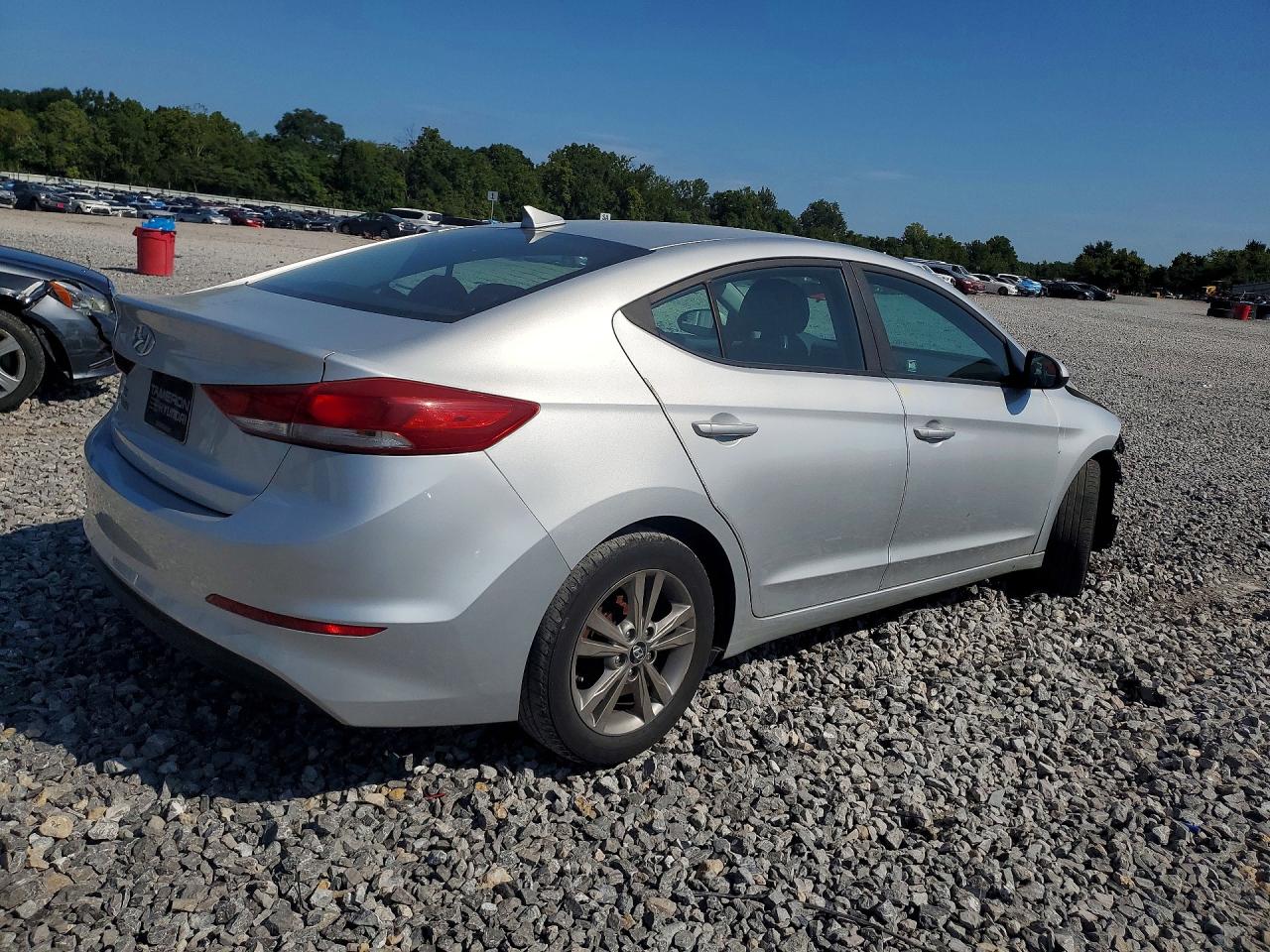 2017 HYUNDAI ELANTRA SE — снимка 3