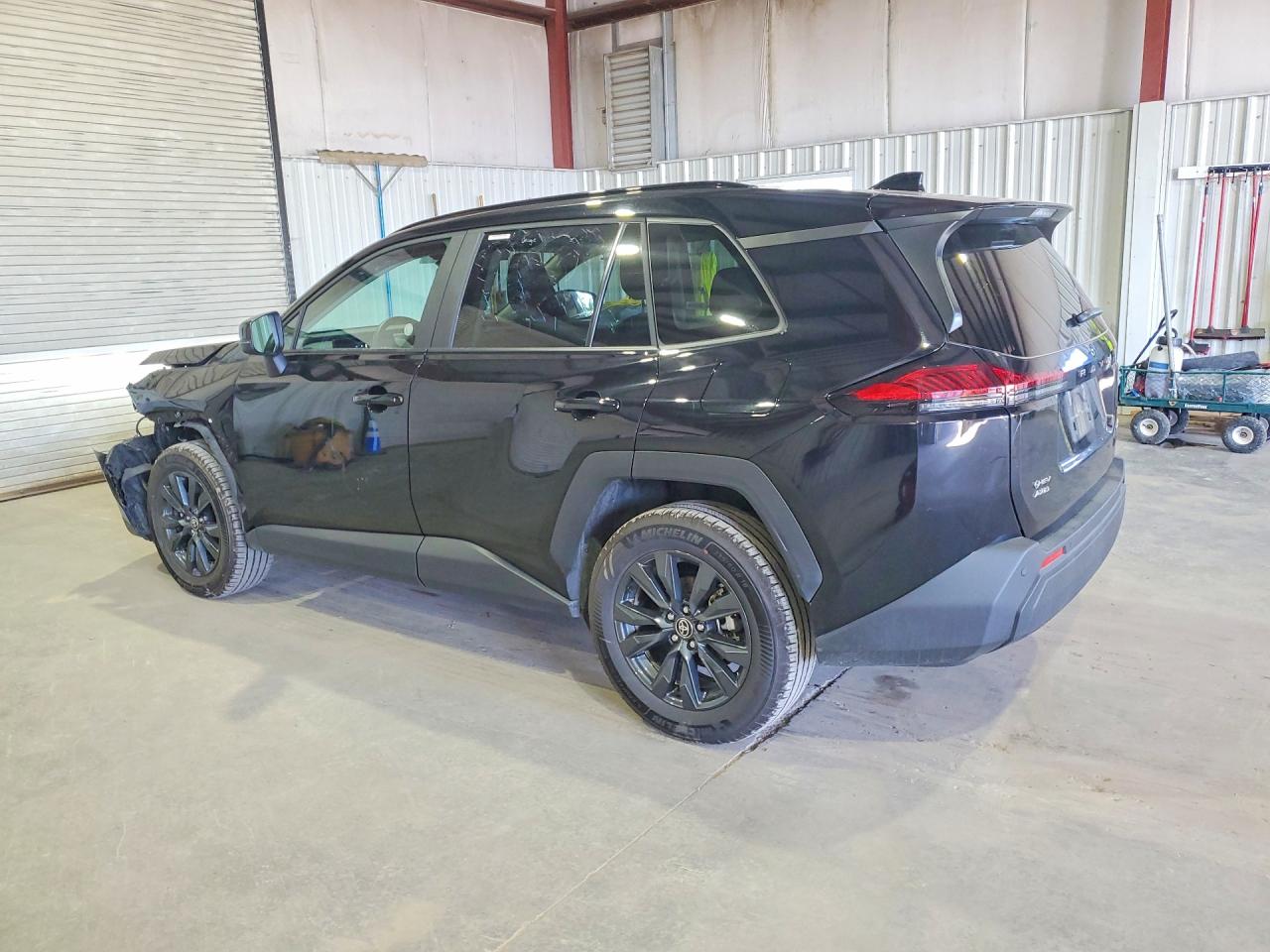 2026 TOYOTA RAV4 XLE PREMIUM — снимка 2