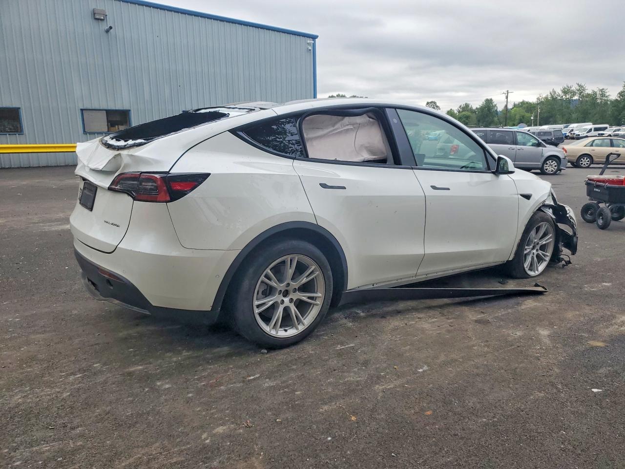 2021 TESLA MODEL Y — снимка 3