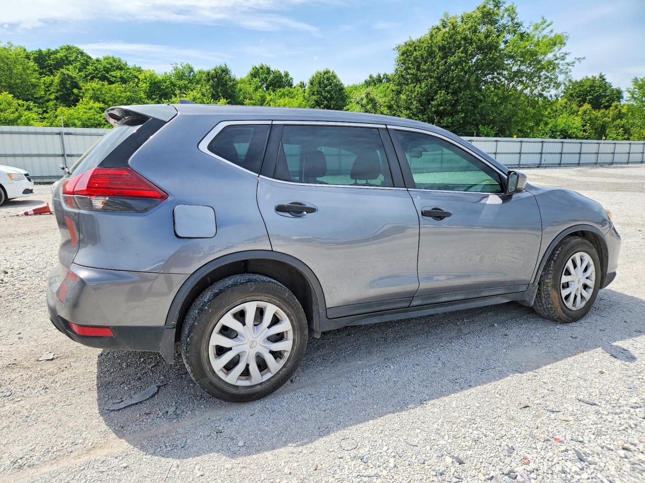 2017 NISSAN ROGUE S — снимка 3