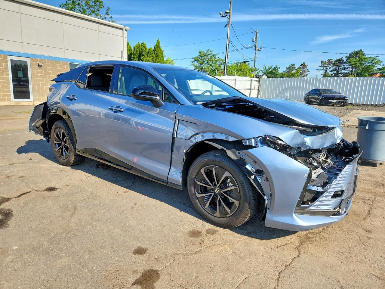 2026 LEXUS RZ 450E PREMIUM — снимка 4