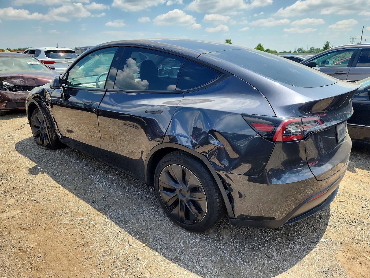 2024 TESLA MODEL Y — снимка 2