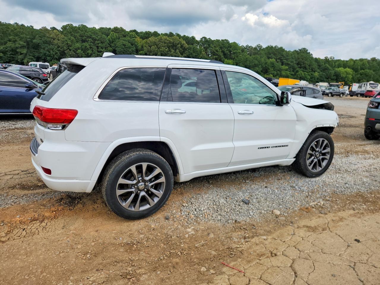 2017 JEEP GRAND CHEROKEE OVERLAND — снимка 3