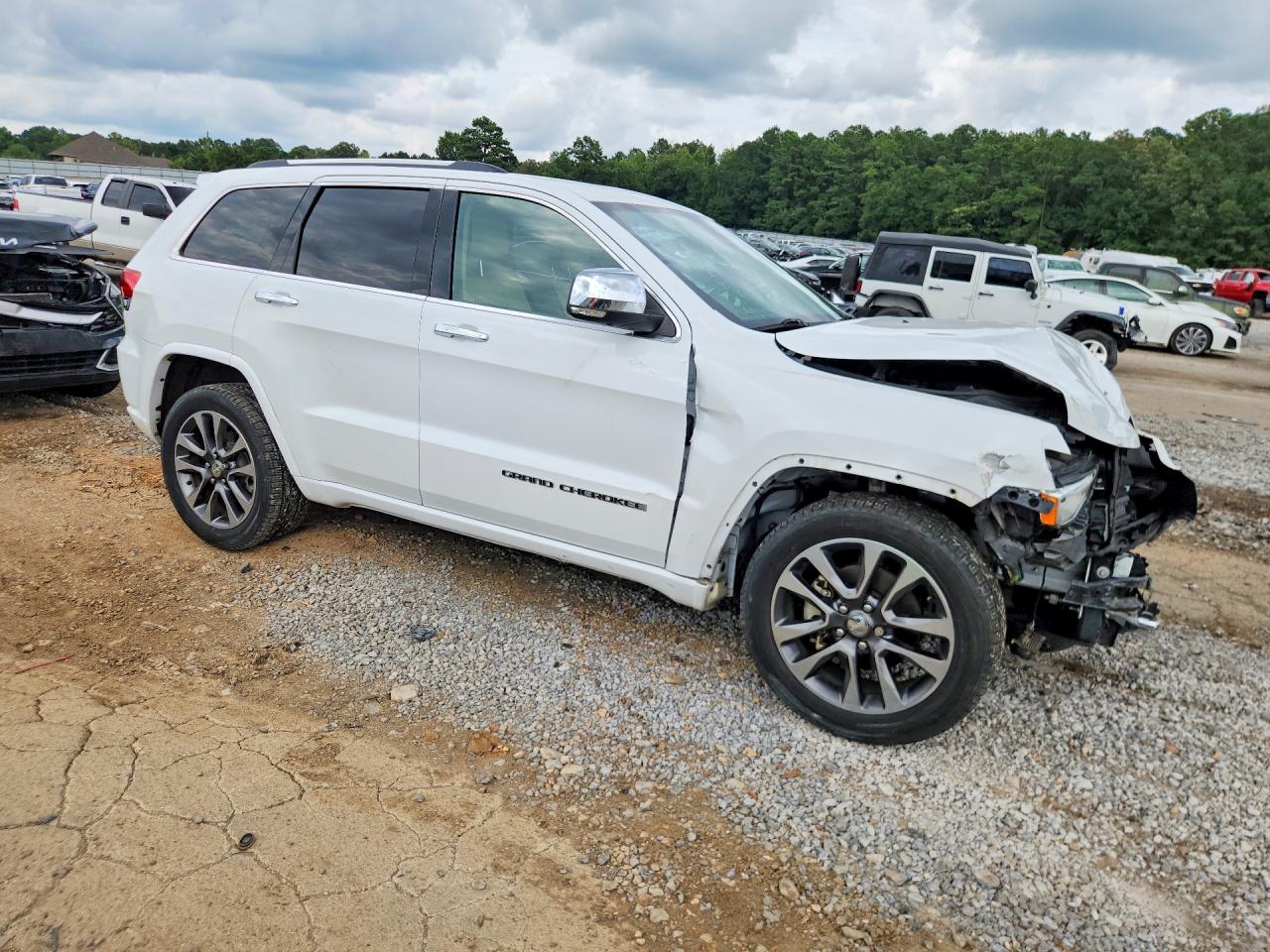 2017 JEEP GRAND CHEROKEE OVERLAND — снимка 4