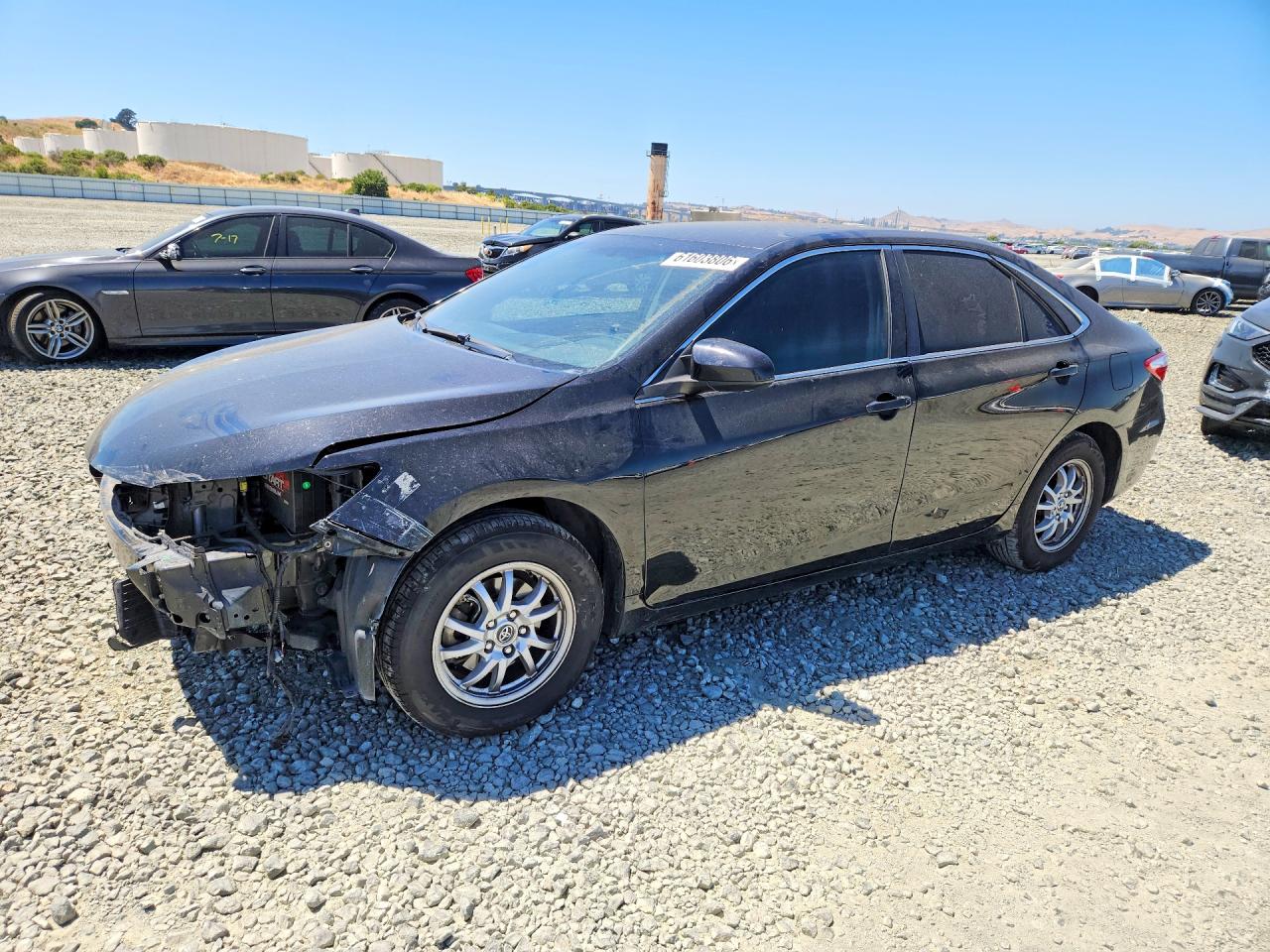 2015 TOYOTA CAMRY LE