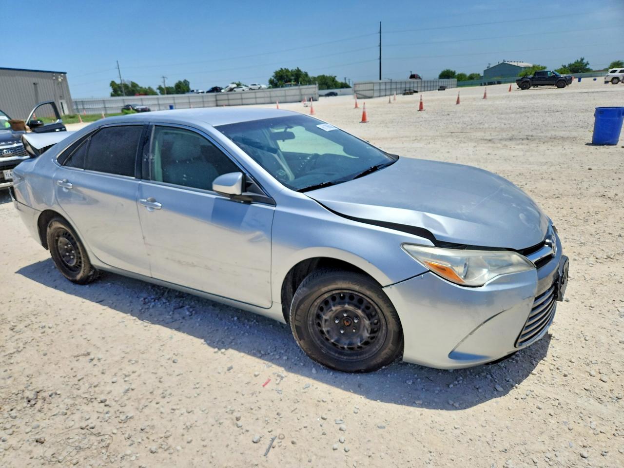 2017 TOYOTA CAMRY LE — снимка 4