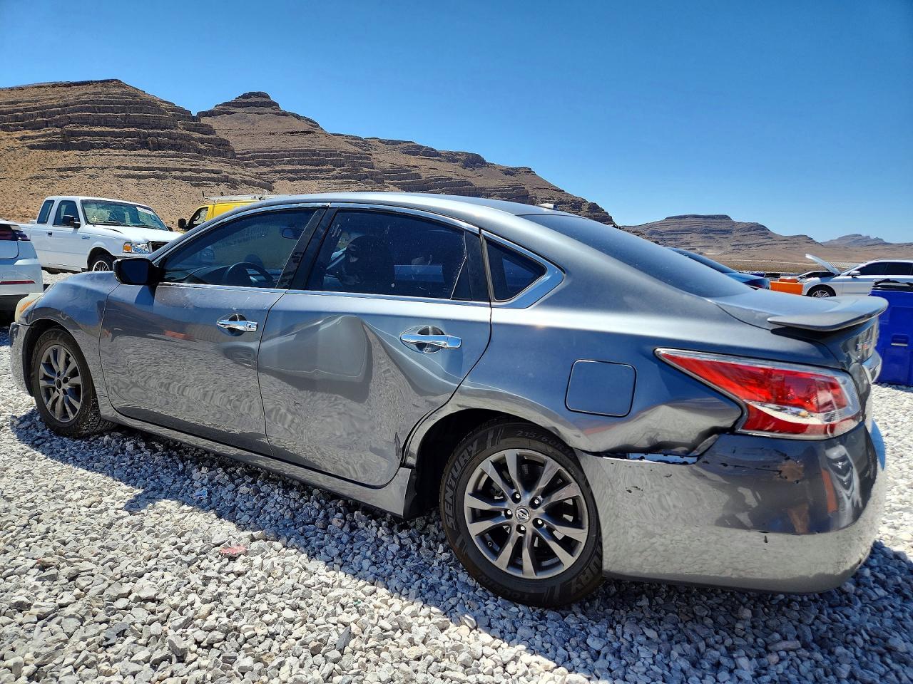 2015 NISSAN ALTIMA 2.5 S — снимка 2