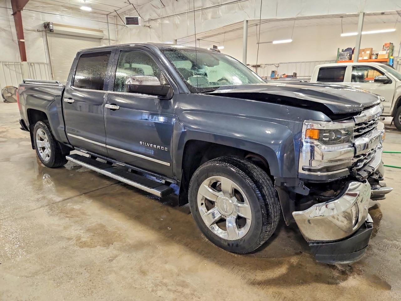 2017 CHEVROLET SILVERADO K1500 LTZ — снимка 4